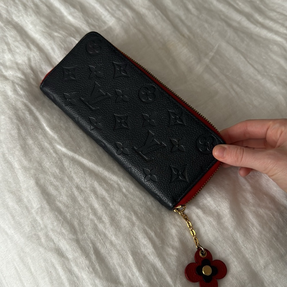 LOUIS VUITTON WALLET